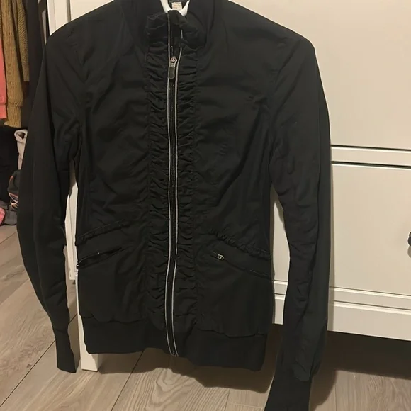Lululemon jacket - Picture 3 of 4